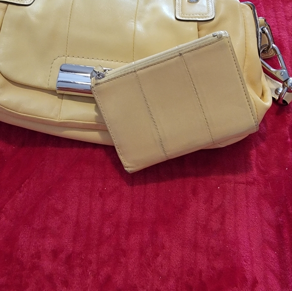 Gently used Coach set - Picture 5 of 6